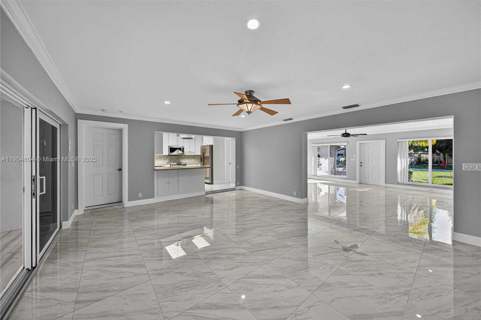 Small Image of 2801 CORAL SHORES DR, Fort Lauderdale Number 38