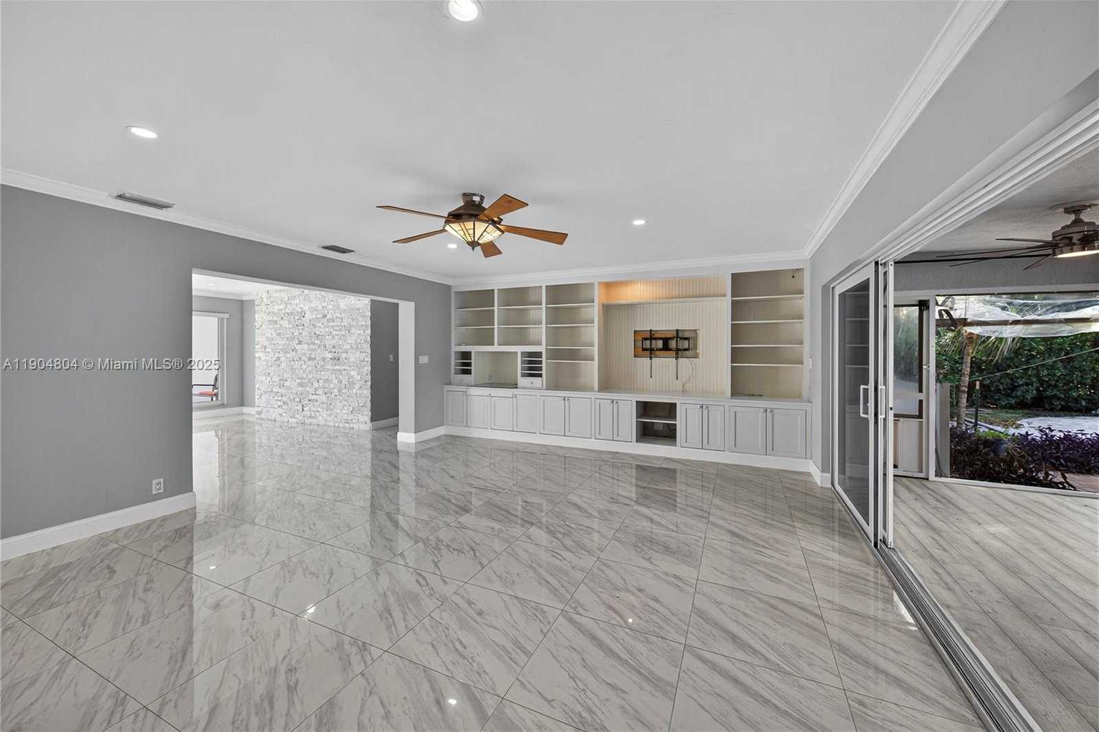 Small Image of 2801 CORAL SHORES DR, Fort Lauderdale Number 39
