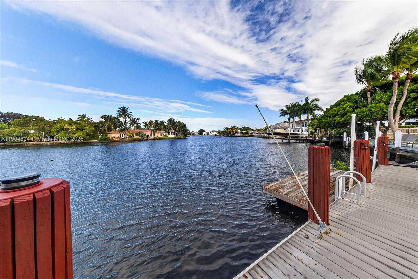 Small Image of 2801 CORAL SHORES DR, Fort Lauderdale Number 45