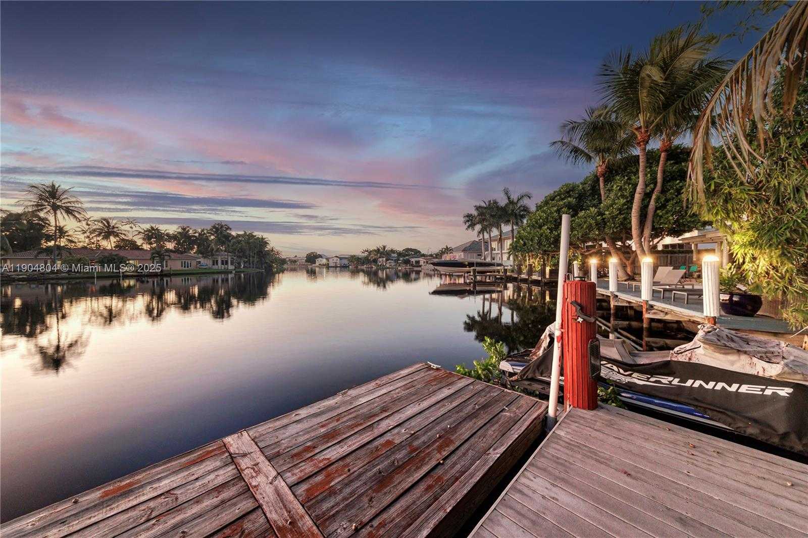 Small Image of 2801 CORAL SHORES DR, Fort Lauderdale Number 8