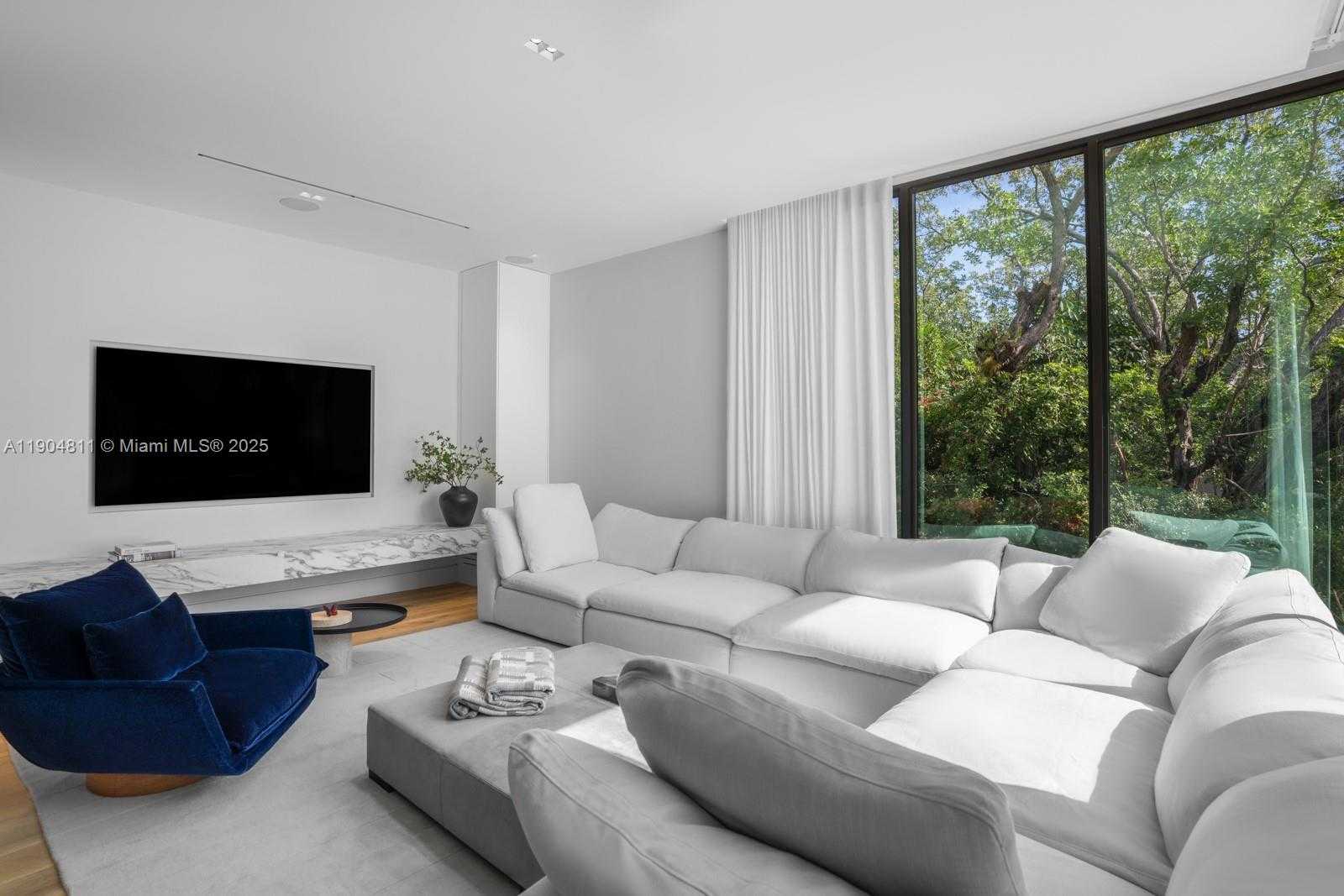 Small Image of 217 BAL CROSS DR, Bal Harbour Number 20