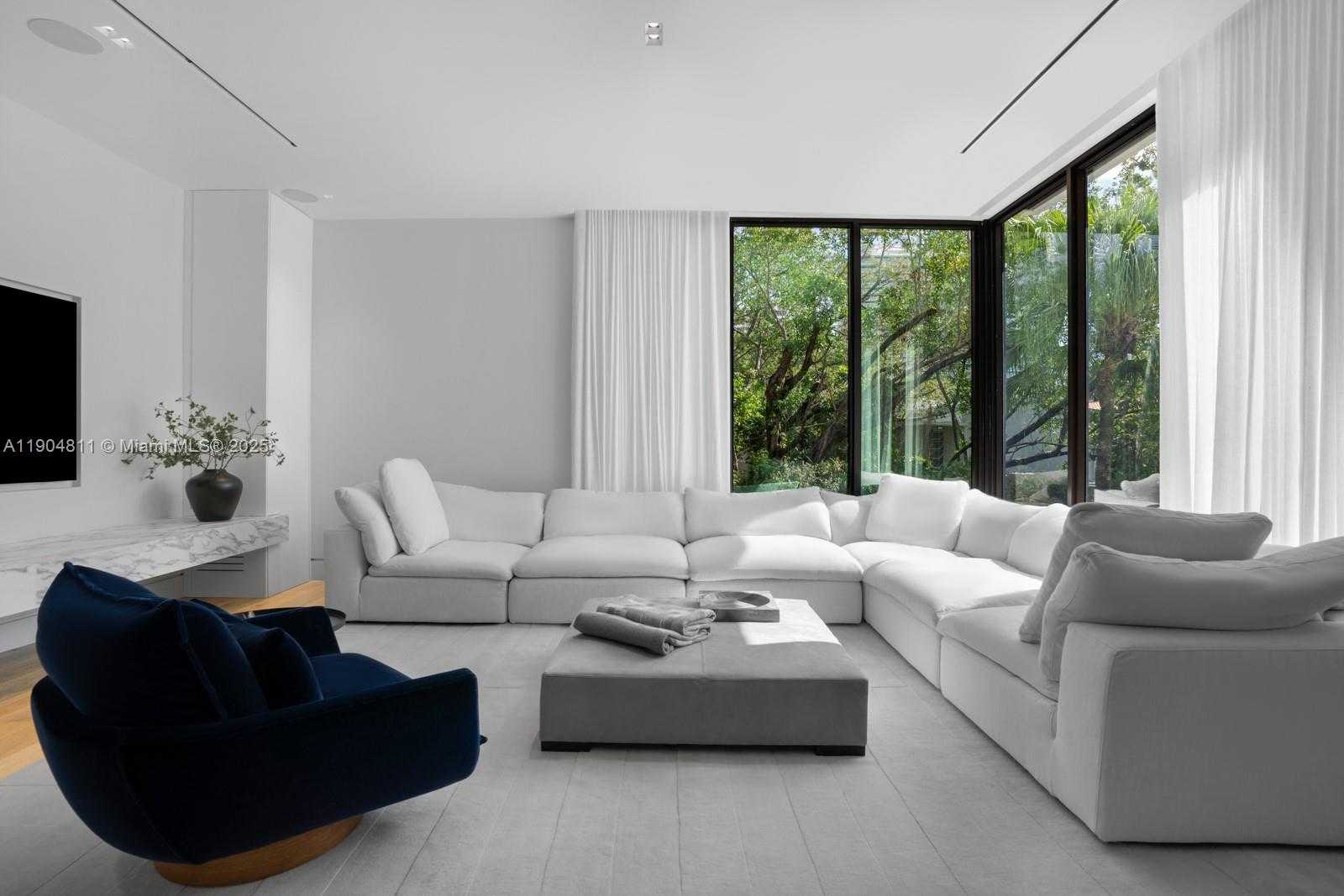 Small Image of 217 BAL CROSS DR, Bal Harbour Number 21