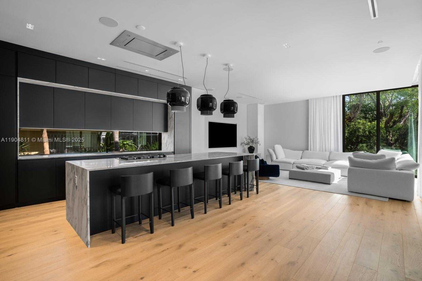 Small Image of 217 BAL CROSS DR, Bal Harbour Number 24