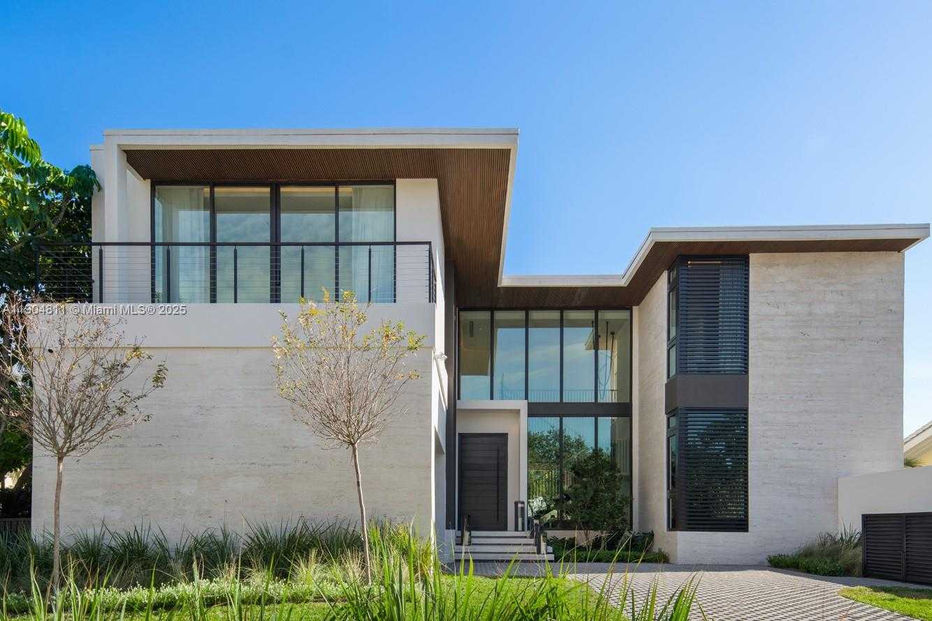 Small Image of 217 BAL CROSS DR, Bal Harbour Number 3