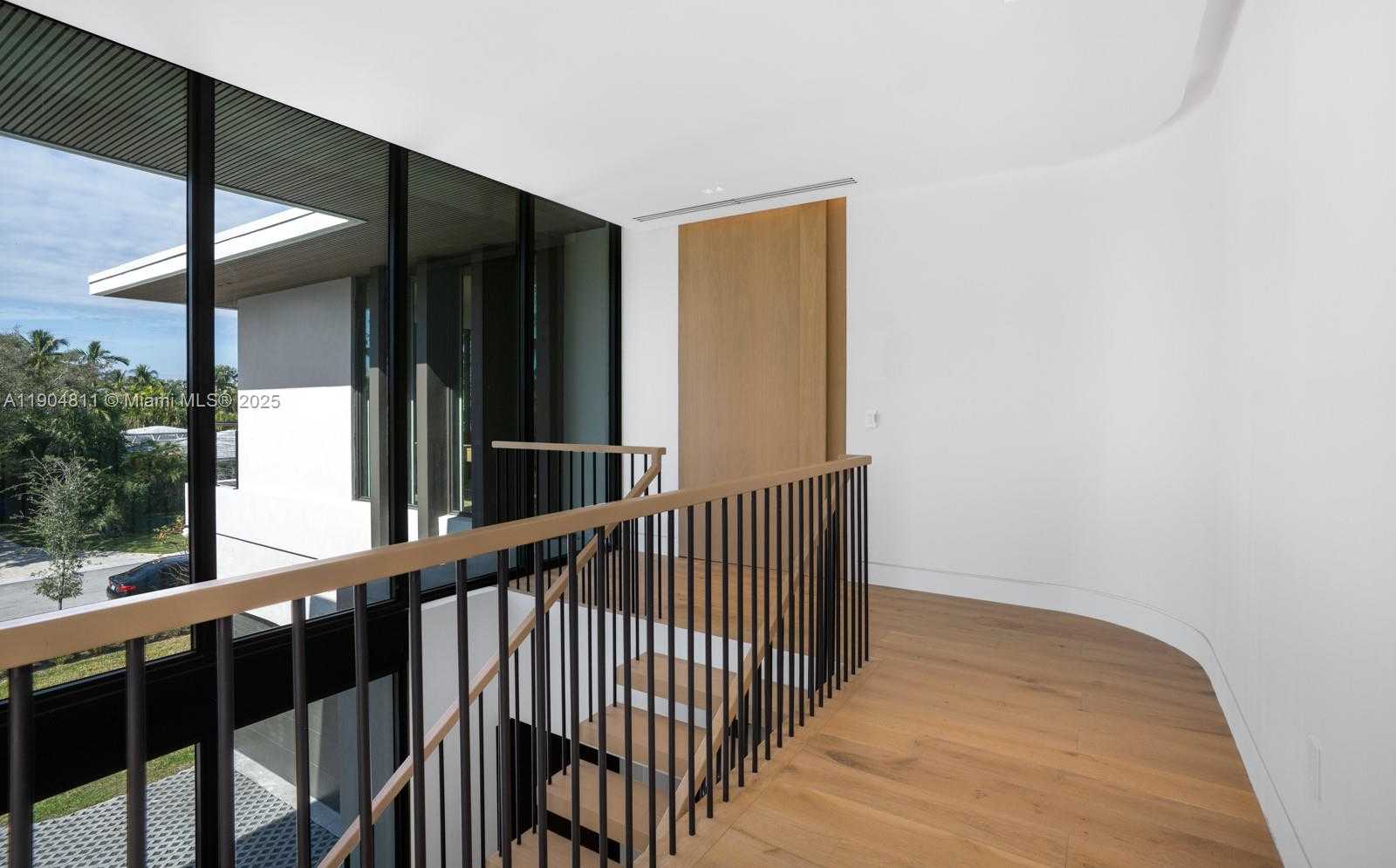 Small Image of 217 BAL CROSS DR, Bal Harbour Number 33