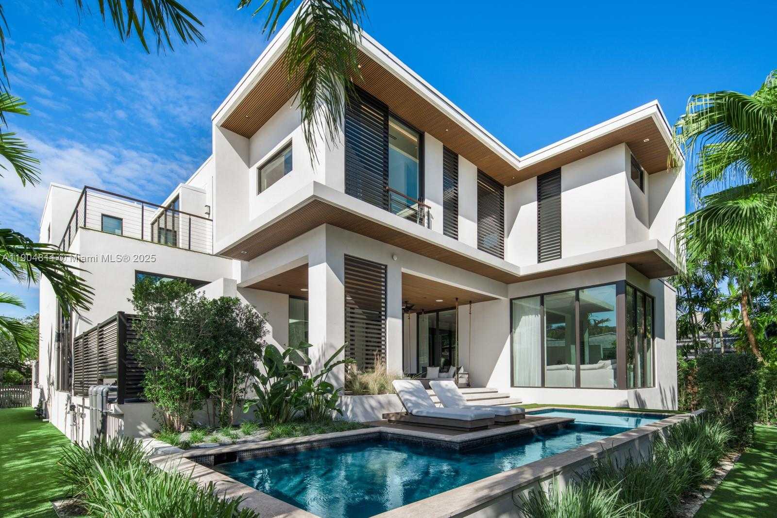 Small Image of 217 BAL CROSS DR, Bal Harbour Number 4