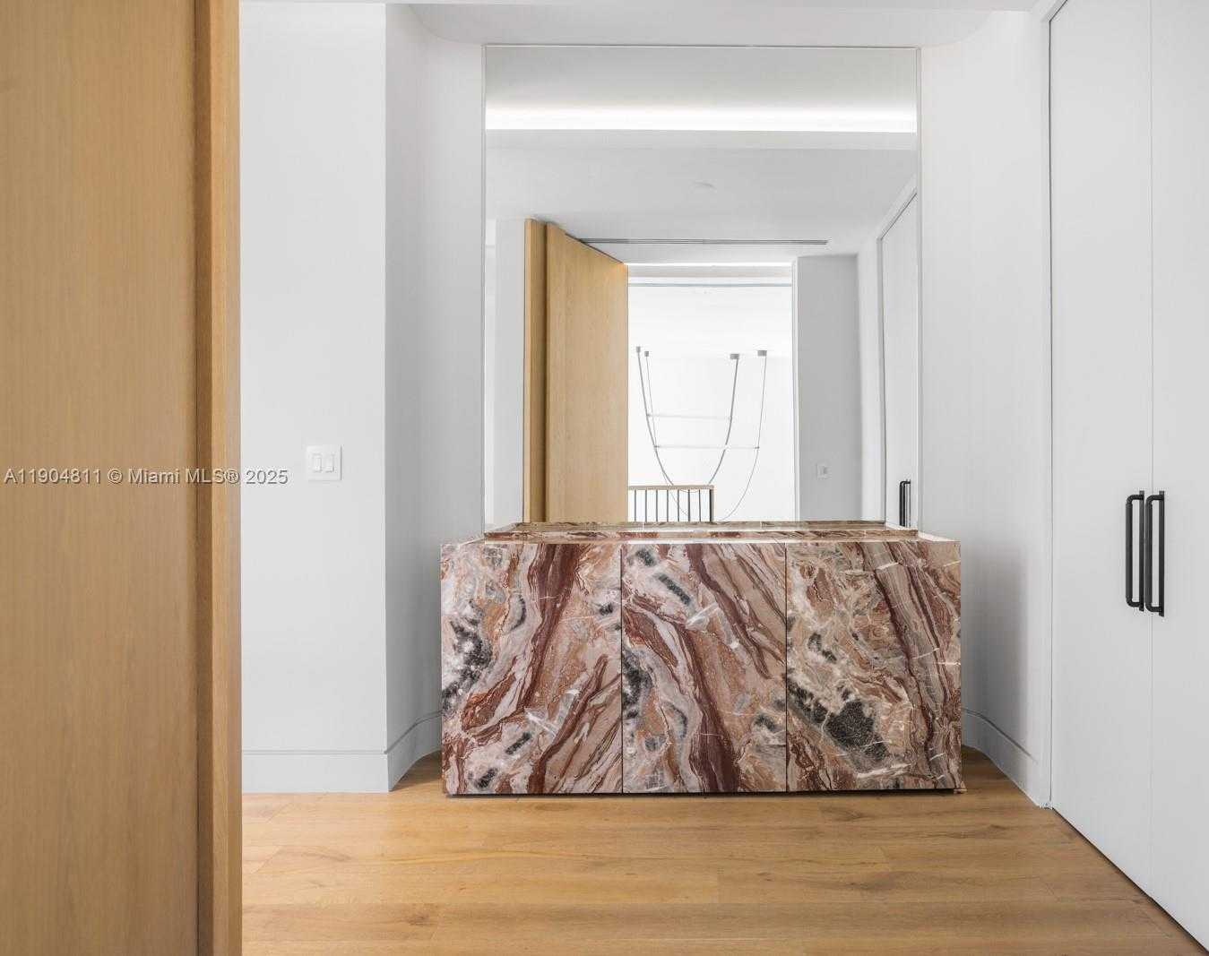 Small Image of 217 BAL CROSS DR, Bal Harbour Number 41