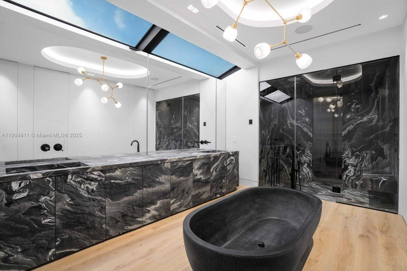 Small Image of 217 BAL CROSS DR, Bal Harbour Number 42