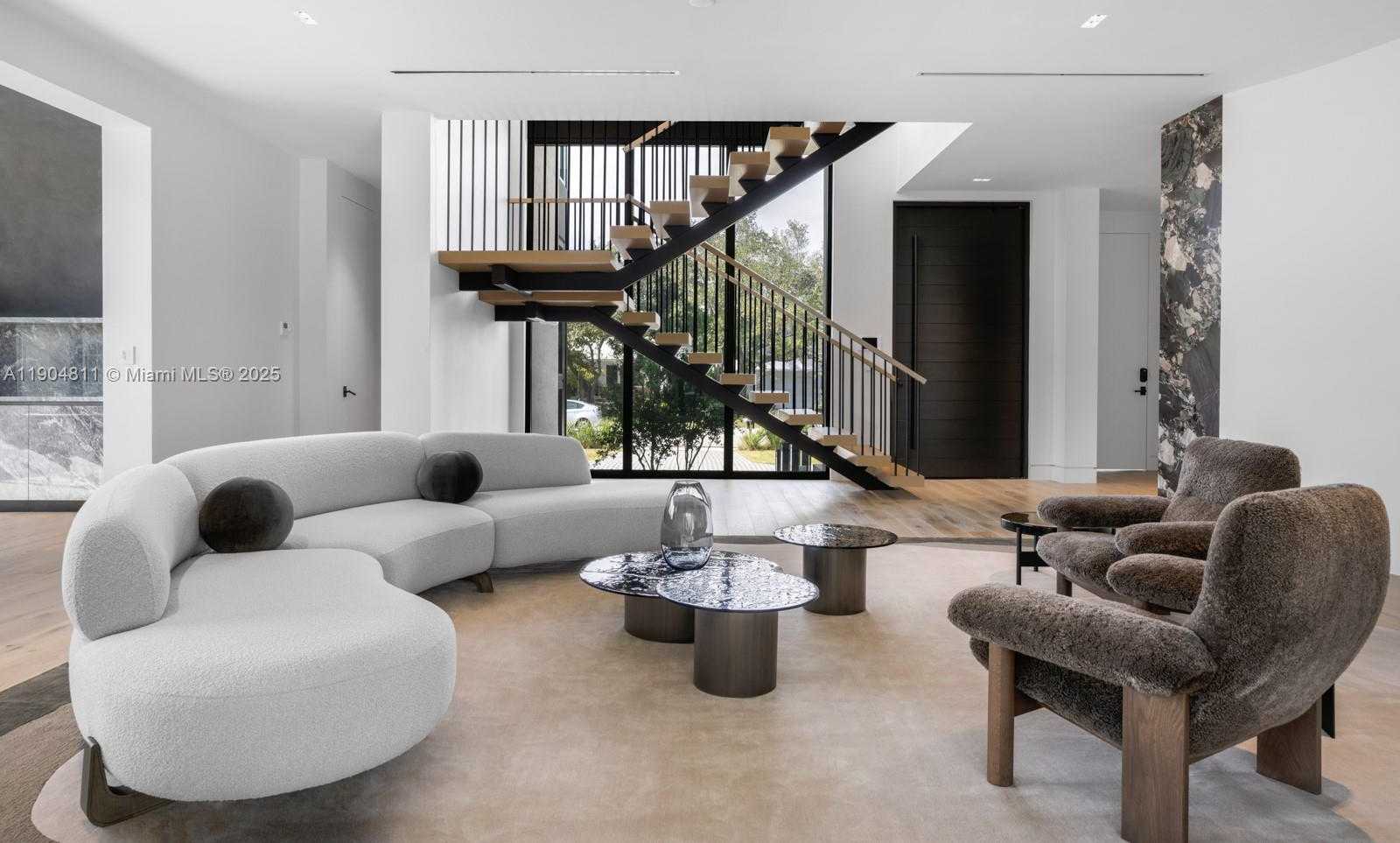 Small Image of 217 BAL CROSS DR, Bal Harbour Number 8