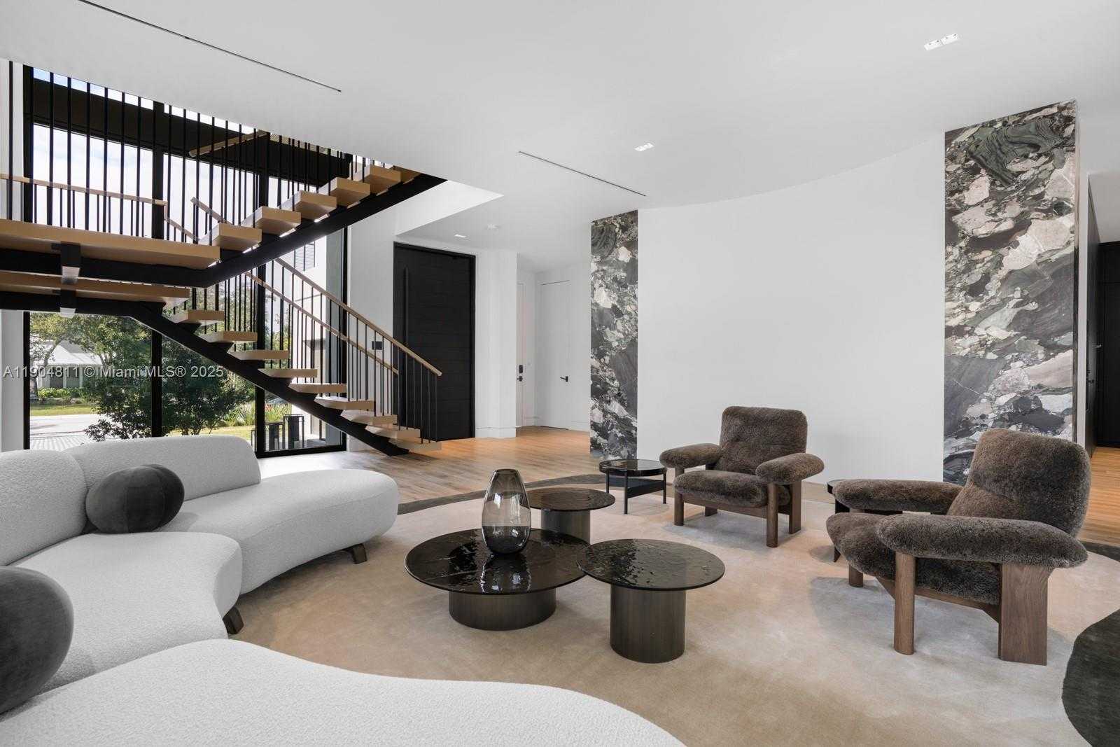 Small Image of 217 BAL CROSS DR, Bal Harbour Number 9