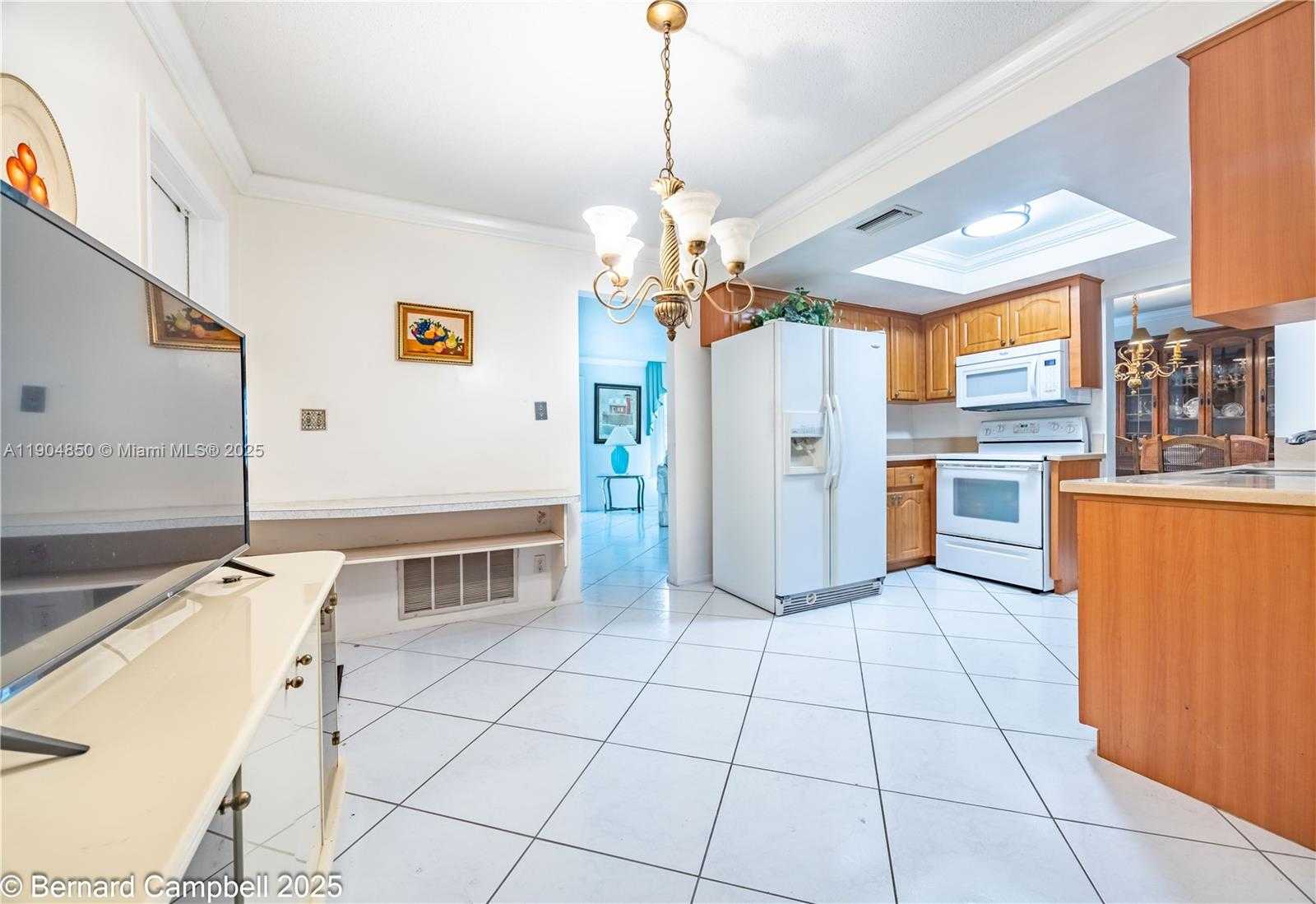 Small Image of 4808 NORTH WEST 49TH RD, Tamarac Number 16