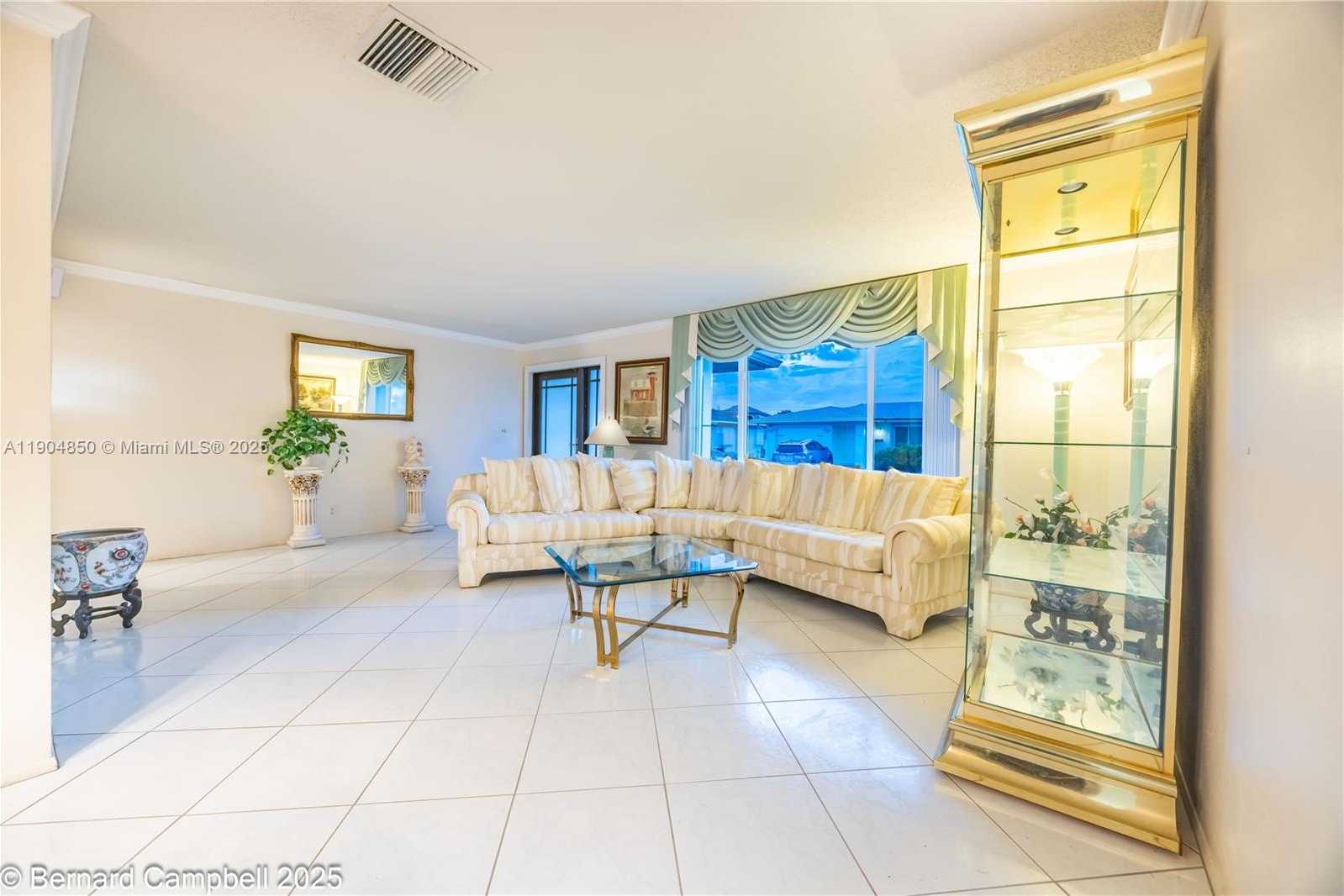 Small Image of 4808 NORTH WEST 49TH RD, Tamarac Number 9