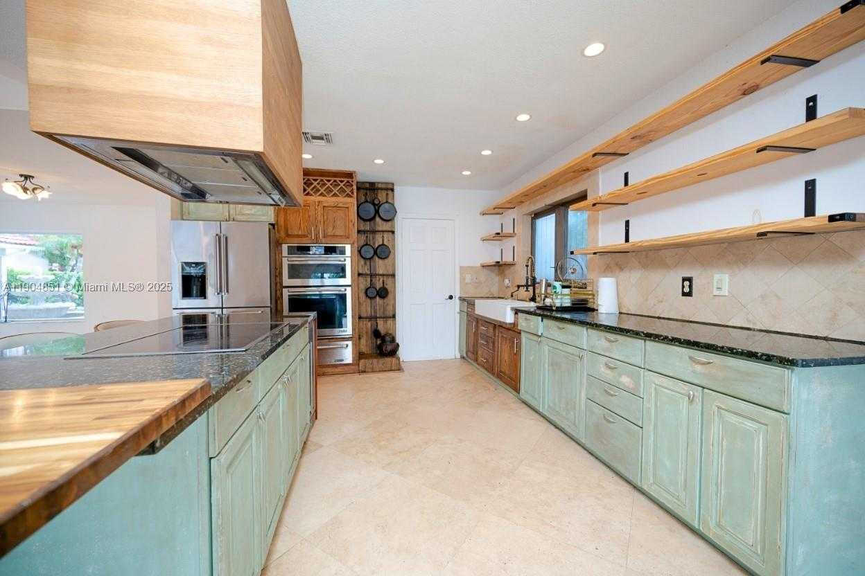 Small Image of 9881 SOUTH WEST 1ST CT, Plantation Number 18