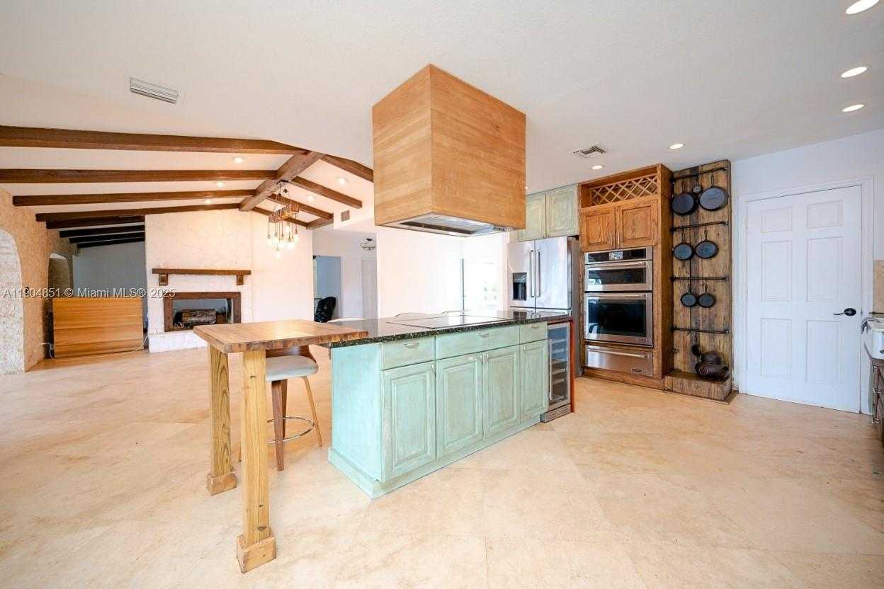 Small Image of 9881 SOUTH WEST 1ST CT, Plantation Number 19