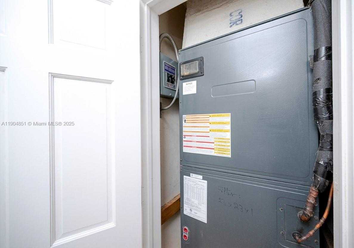 Small Image of 9881 SOUTH WEST 1ST CT, Plantation Number 20