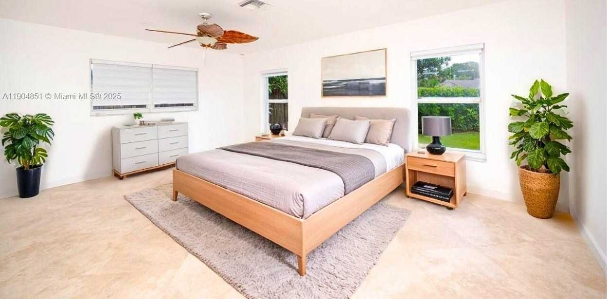 Small Image of 9881 SOUTH WEST 1ST CT, Plantation Number 7