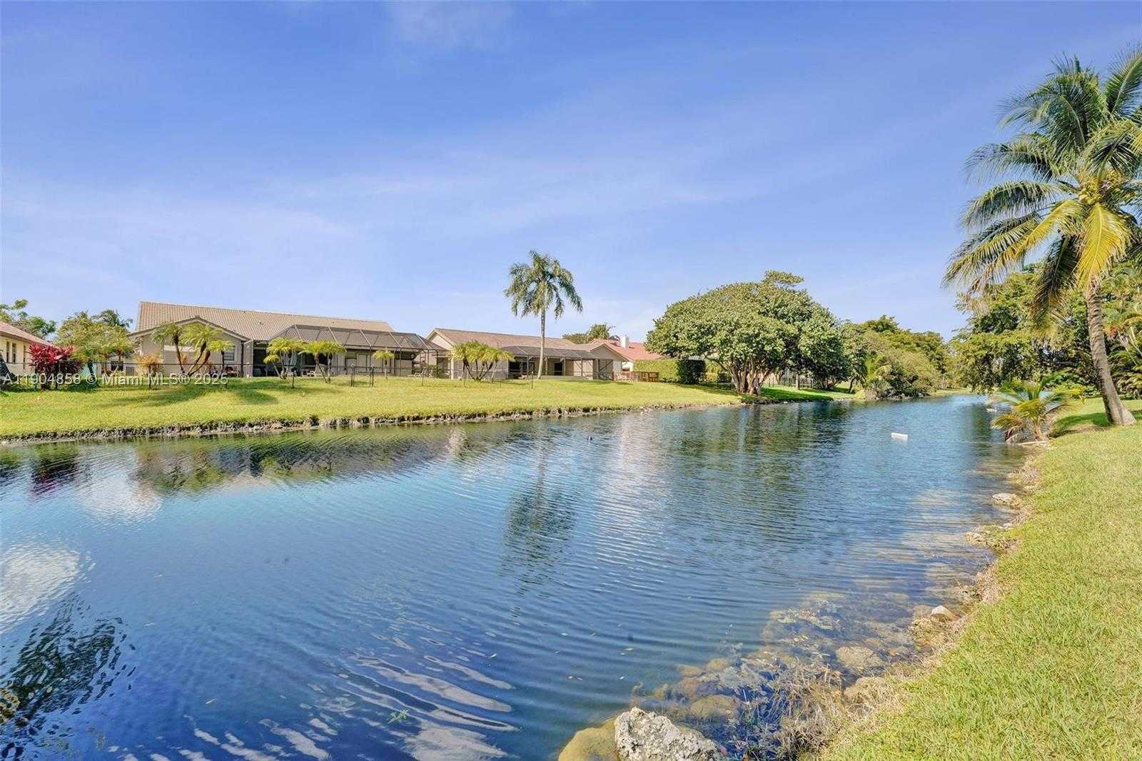 Small Image of 1501 NORTH WEST 99TH AVE, Plantation Number 42