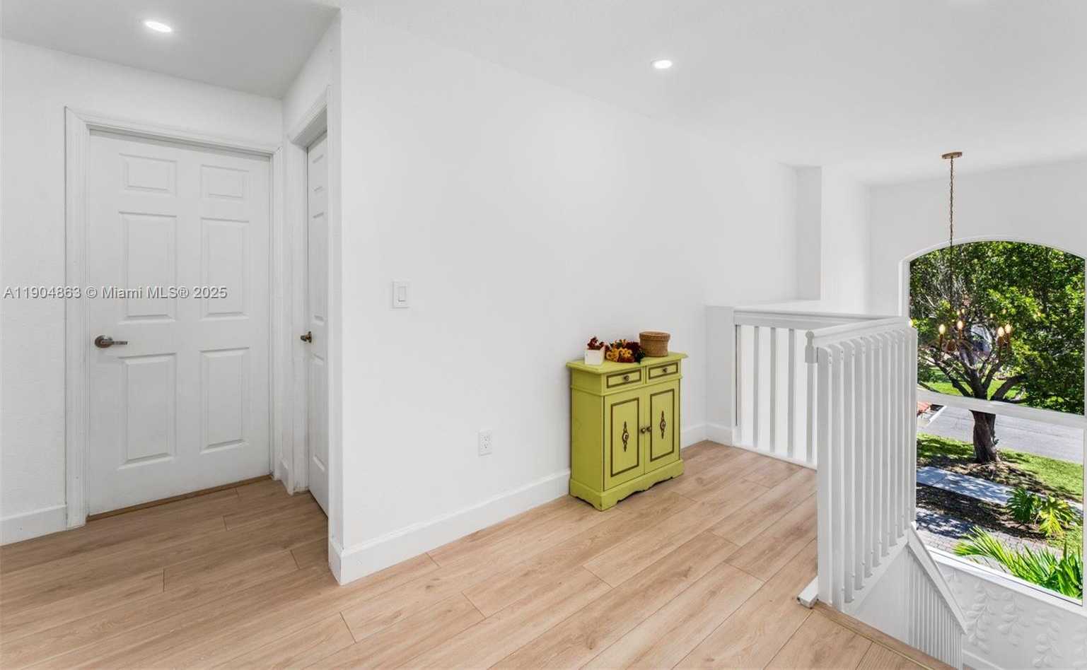 Small Image of 17080 SOUTH WEST 92ND CT, Palmetto Bay Number 19