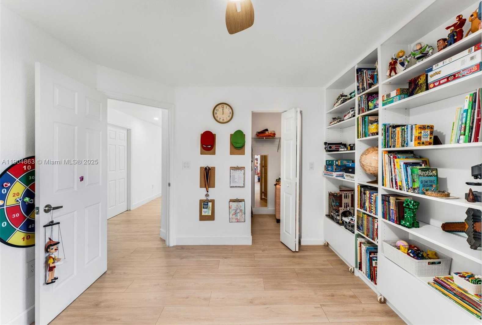 Small Image of 17080 SOUTH WEST 92ND CT, Palmetto Bay Number 26