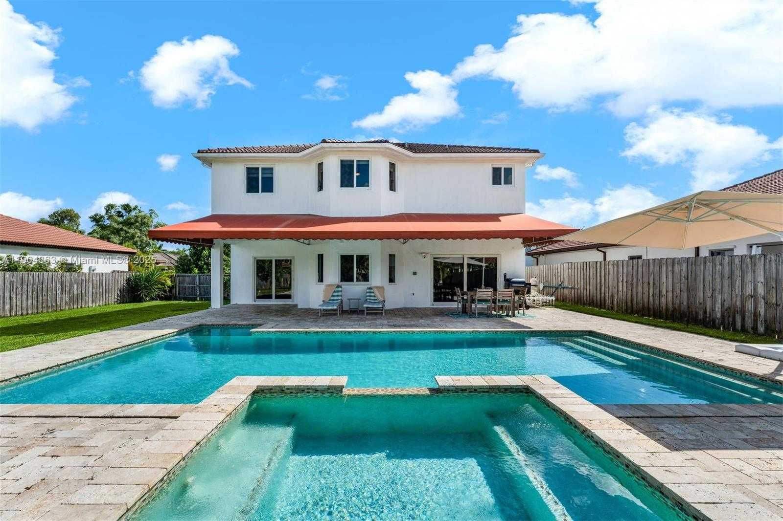 Small Image of 17080 SOUTH WEST 92ND CT, Palmetto Bay Number 32