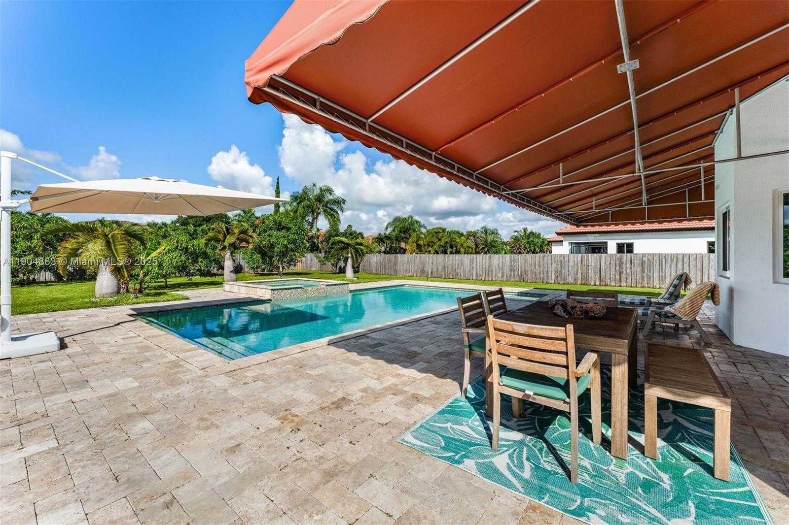 Small Image of 17080 SOUTH WEST 92ND CT, Palmetto Bay Number 33