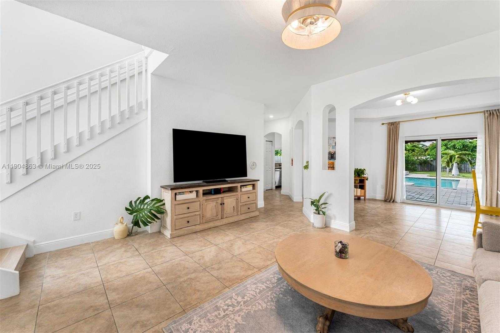 Small Image of 17080 SOUTH WEST 92ND CT, Palmetto Bay Number 4