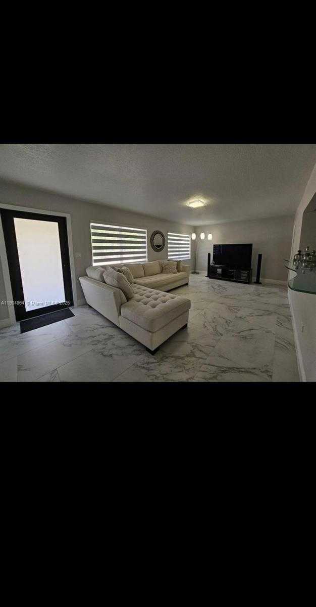 Small Image of 16 FISHERMANS TRL, Key Largo Number 22