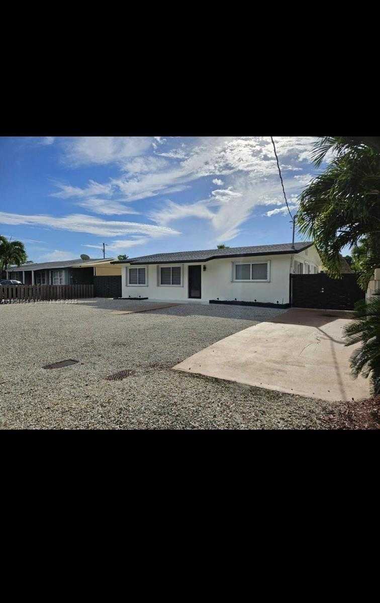 Small Image of 16 FISHERMANS TRL, Key Largo Number 23