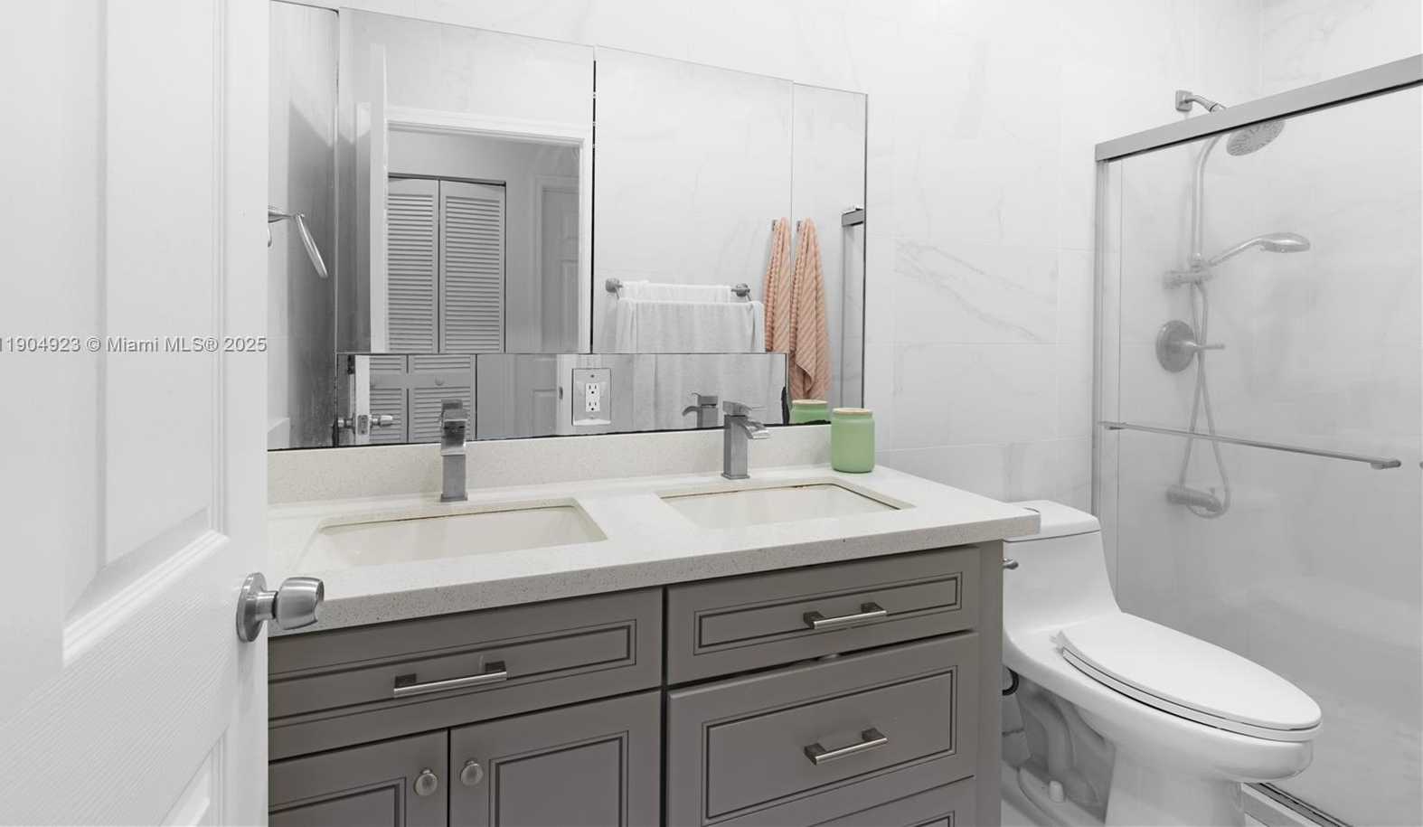 Small Image of 1102 CAMELLIA CIR, Weston Number 18