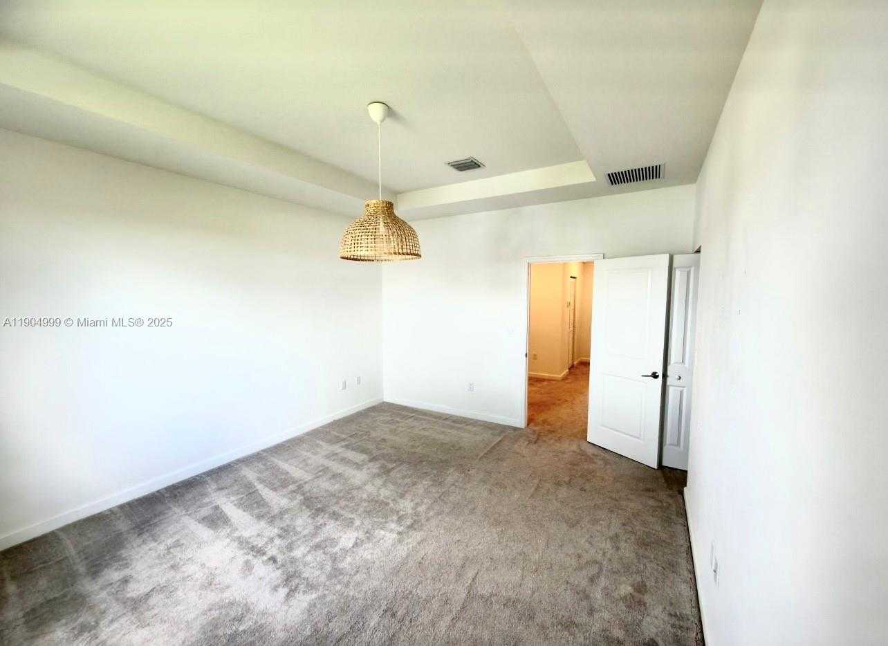 Small Image of 25564 SOUTH WEST 108TH AVE, Homestead Number 21