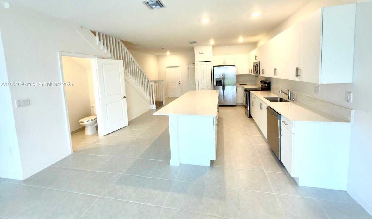 Small Image of 25564 SOUTH WEST 108TH AVE, Homestead Number 4