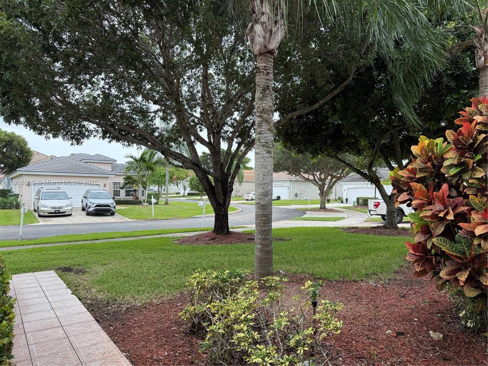 Small Image of 540 SOUTH EAST 23RD LN, Homestead Number 20