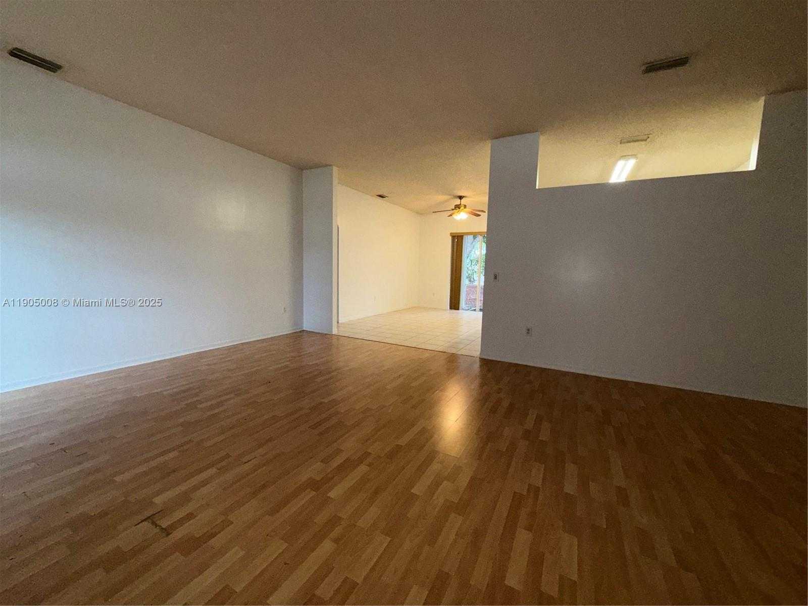 Small Image of 540 SOUTH EAST 23RD LN, Homestead Number 7