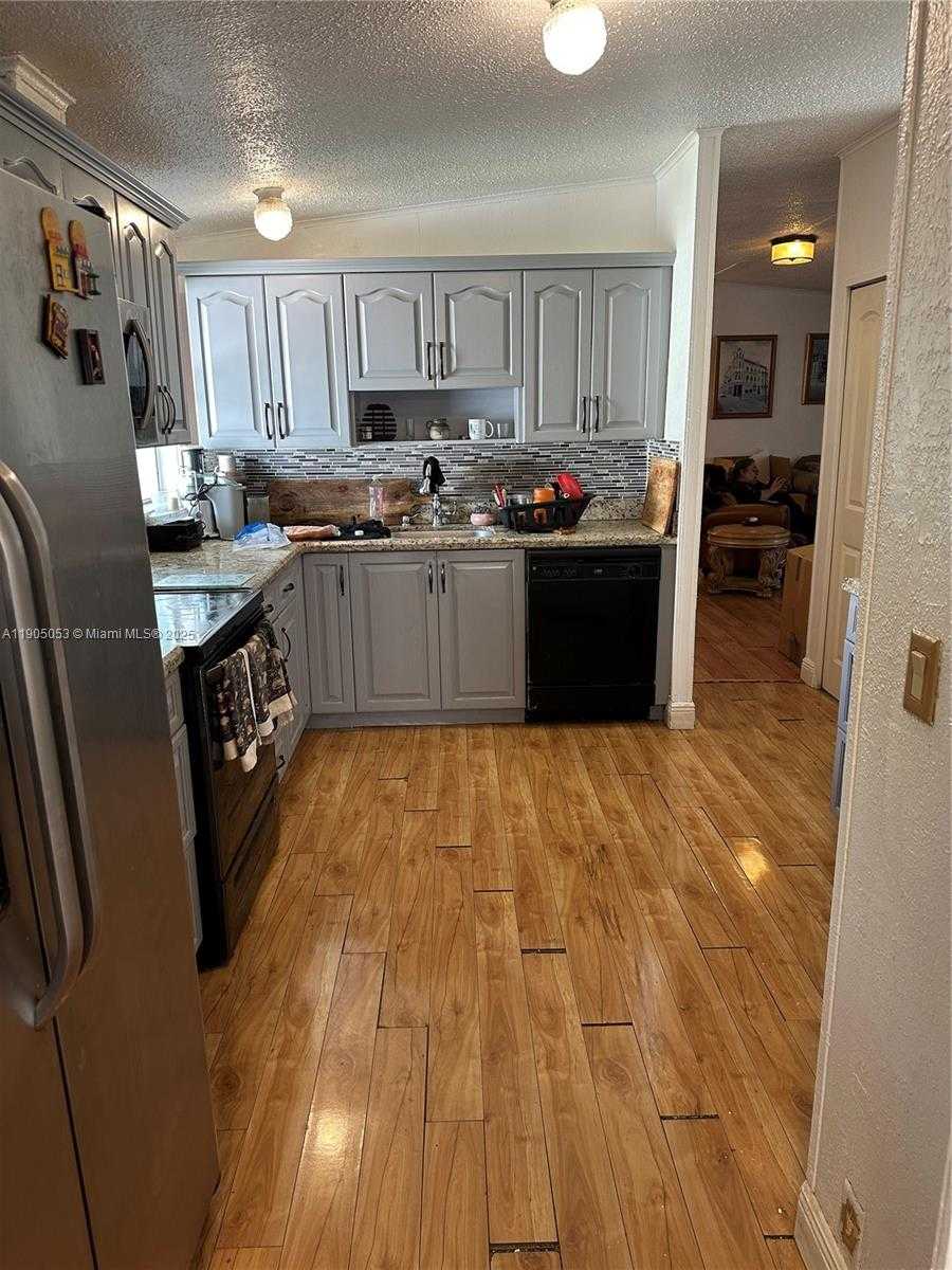 Small Image of 19800 SOUTH WEST 180TH AVE LOT 266, Miami Number 27