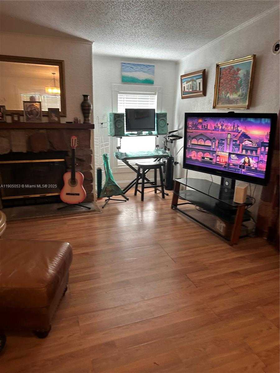 Small Image of 19800 SOUTH WEST 180TH AVE LOT 266, Miami Number 32