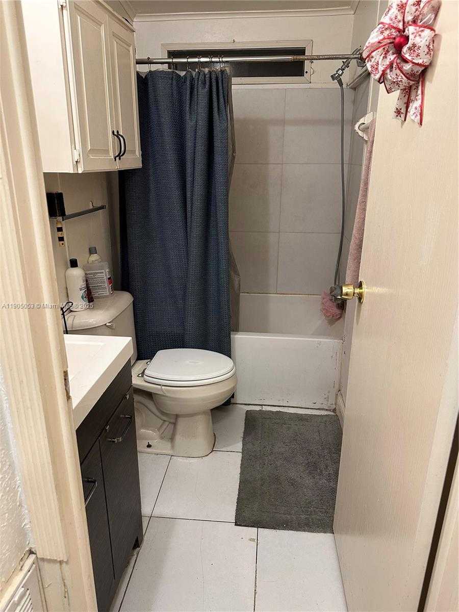 Small Image of 19800 SOUTH WEST 180TH AVE LOT 266, Miami Number 38