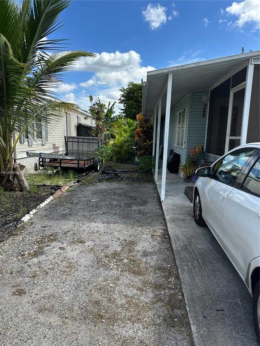 Small Image of 19800 SOUTH WEST 180TH AVE LOT 266, Miami Number 53