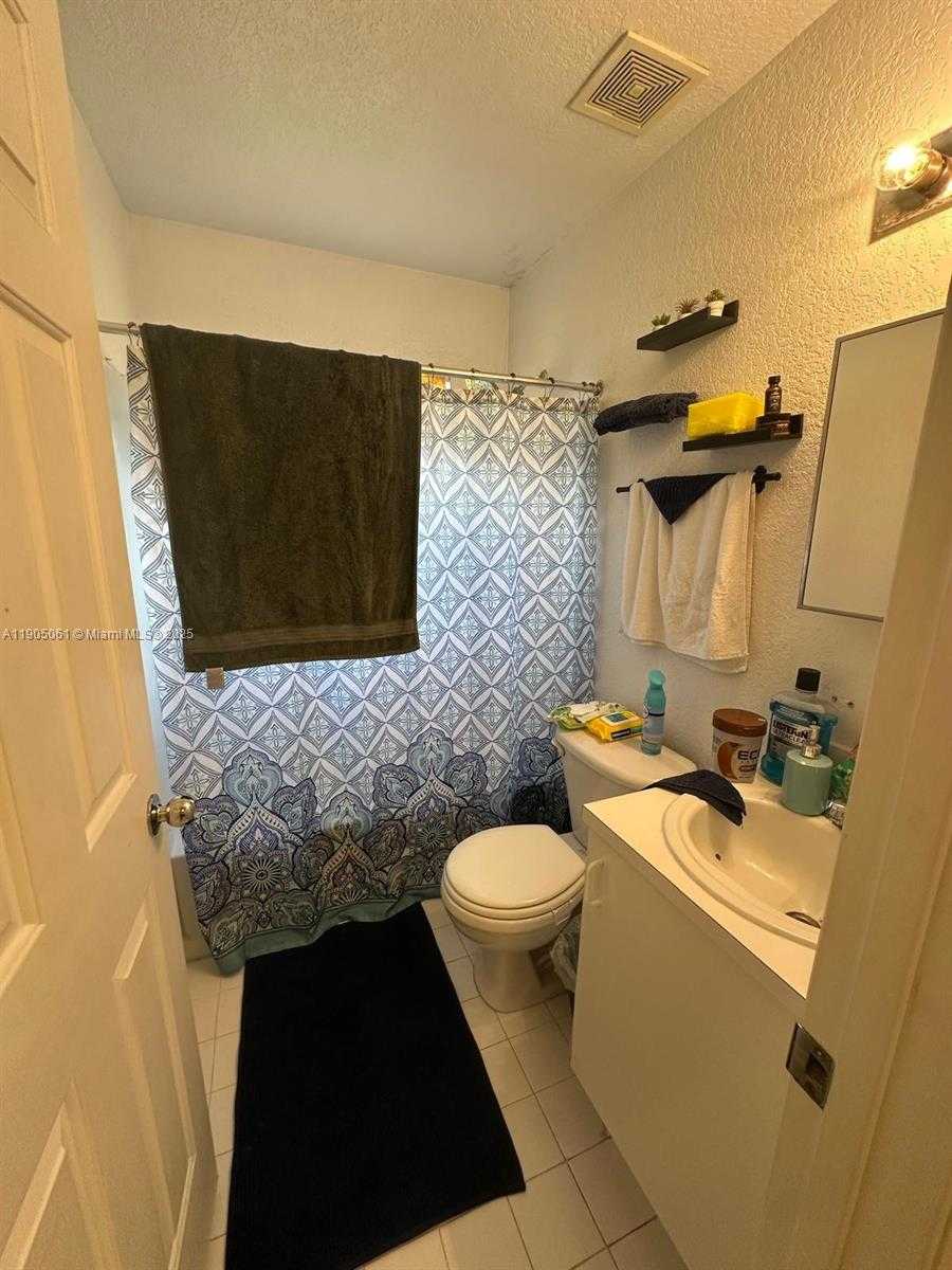 Small Image of 3282 NORTH WEST 75TH WAY, Davie Number 6