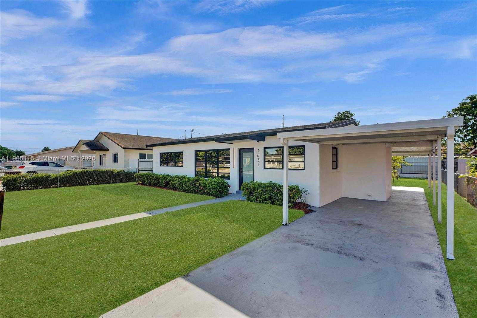 Small Image of 4631 EAST 8TH CT, Hialeah Number 2