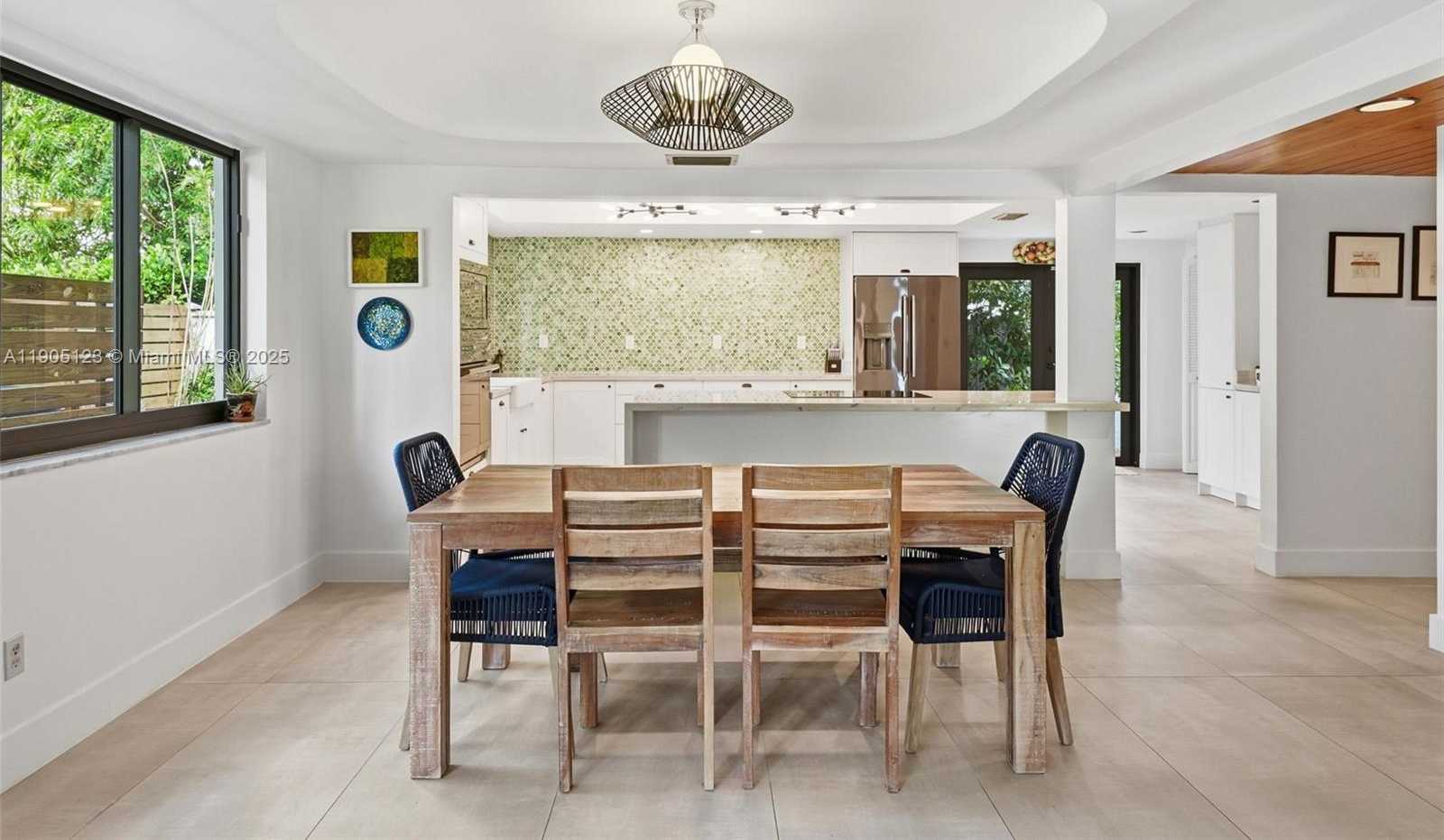 Small Image of 9200 NORTH EAST 12TH AVE, Miami Shores Number 14