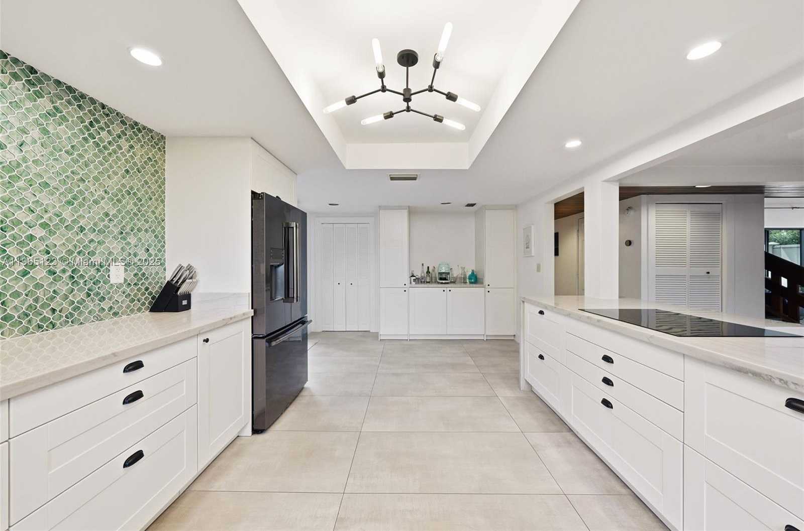 Small Image of 9200 NORTH EAST 12TH AVE, Miami Shores Number 21