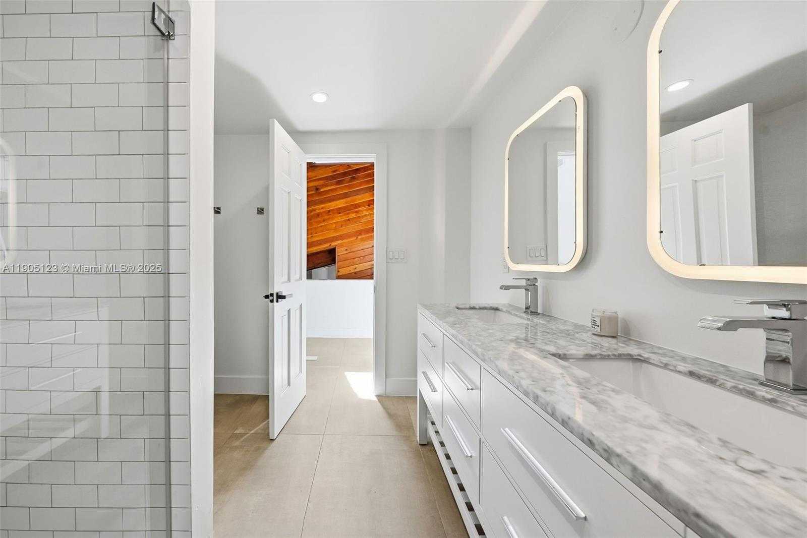 Small Image of 9200 NORTH EAST 12TH AVE, Miami Shores Number 40