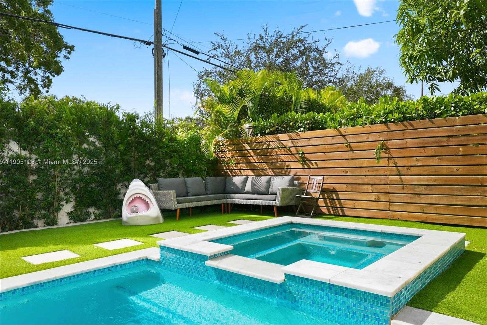 Small Image of 9200 NORTH EAST 12TH AVE, Miami Shores Number 61