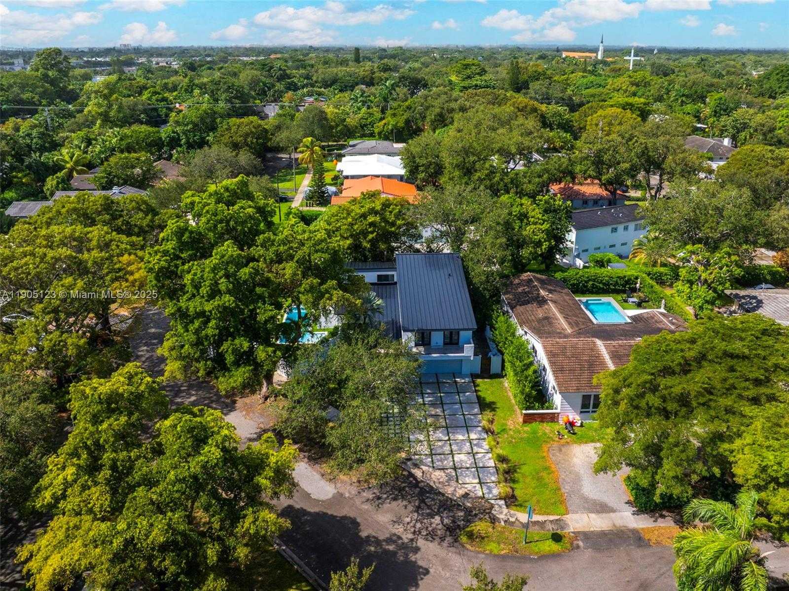 Small Image of 9200 NORTH EAST 12TH AVE, Miami Shores Number 66