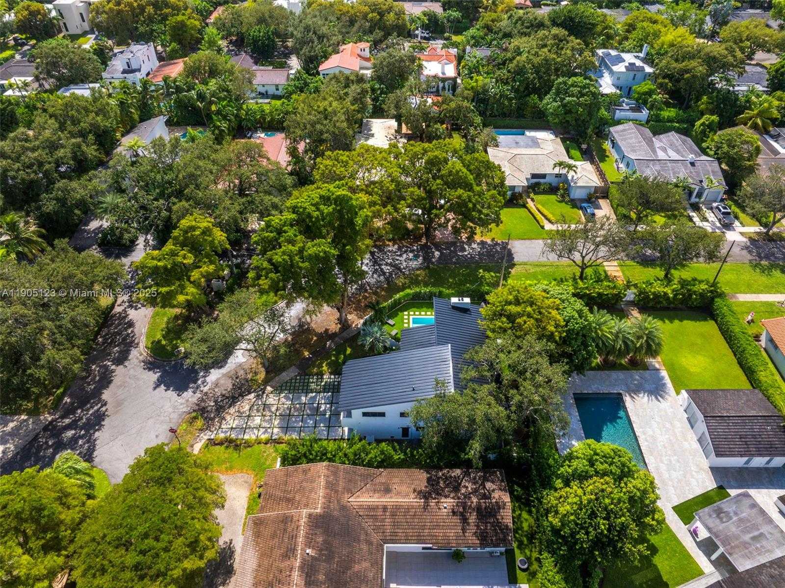 Small Image of 9200 NORTH EAST 12TH AVE, Miami Shores Number 67