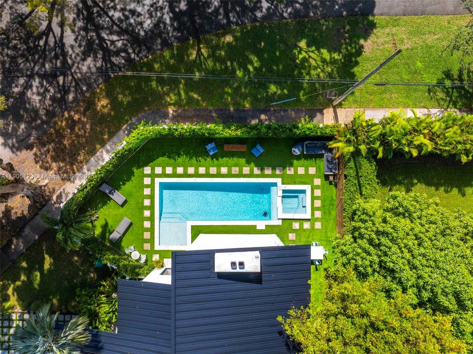 Small Image of 9200 NORTH EAST 12TH AVE, Miami Shores Number 69