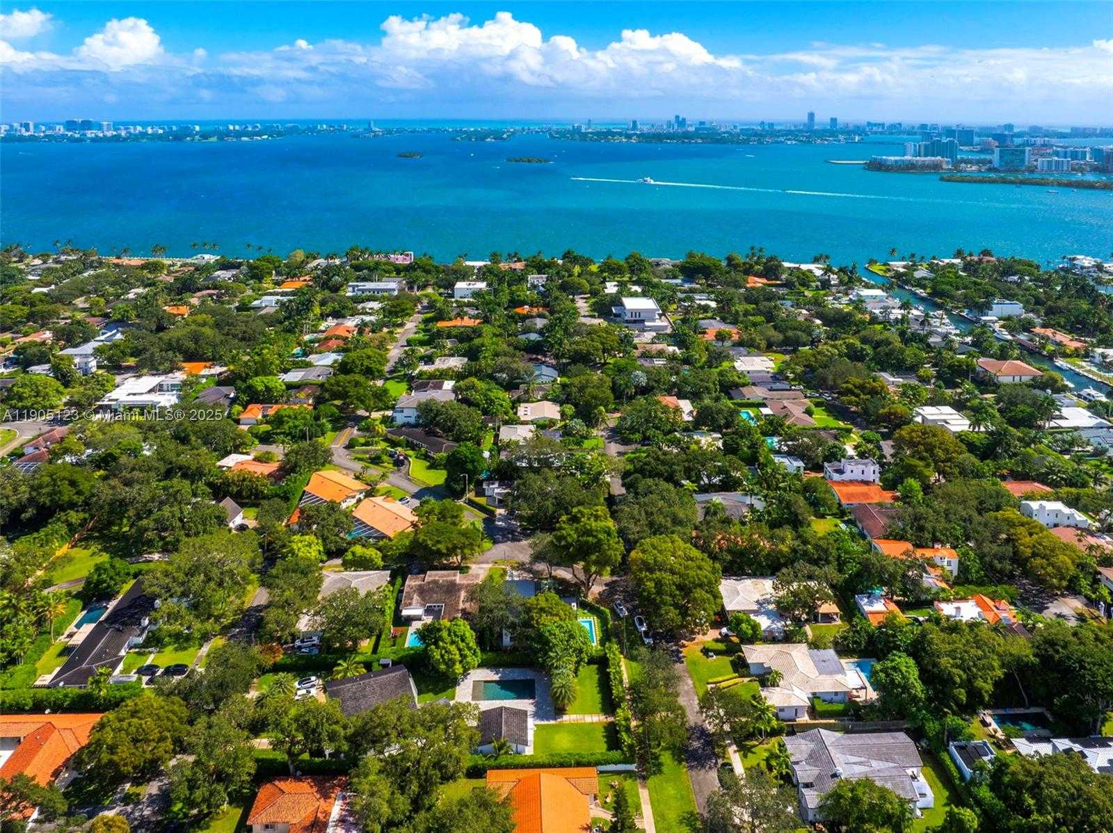 Small Image of 9200 NORTH EAST 12TH AVE, Miami Shores Number 70