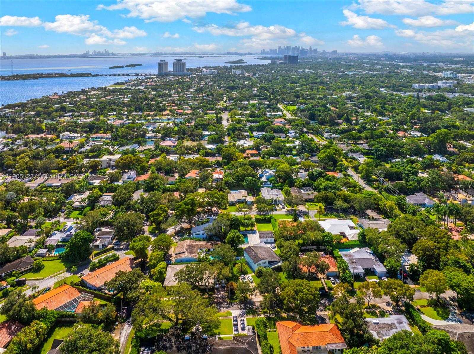 Small Image of 9200 NORTH EAST 12TH AVE, Miami Shores Number 73