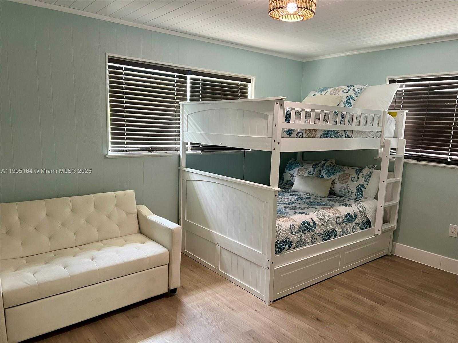 Small Image of 59 TARPON AVE, Key Largo Number 10