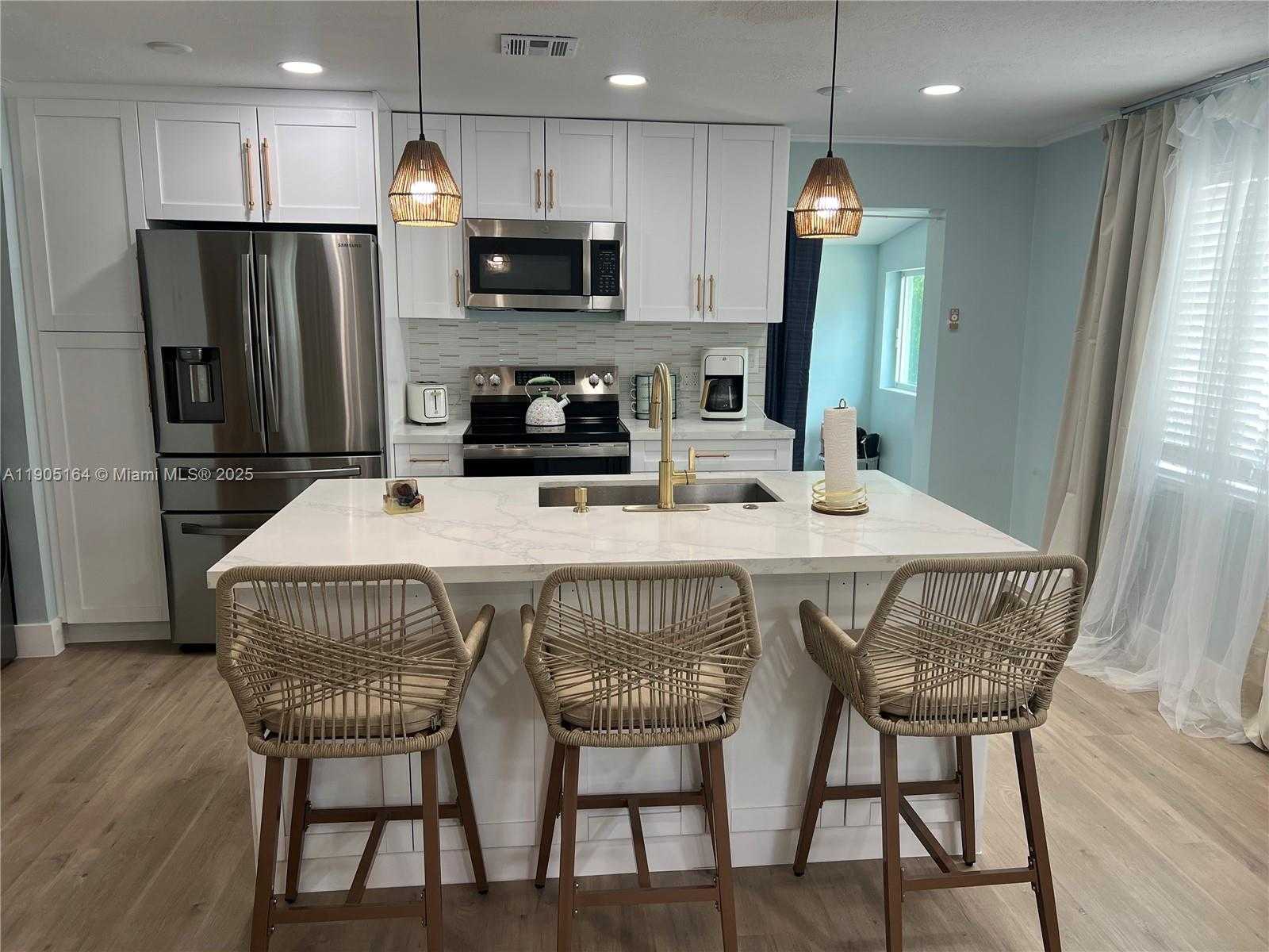 Small Image of 59 TARPON AVE, Key Largo Number 5